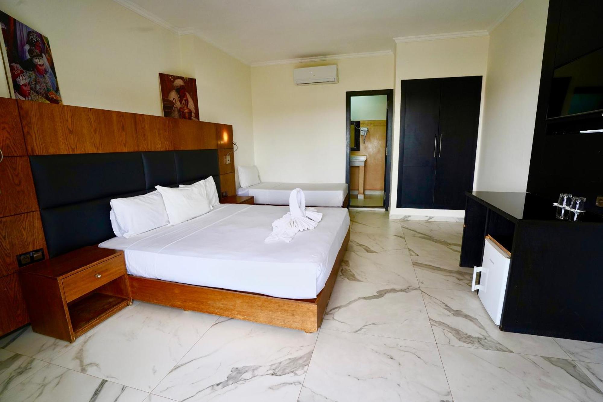 Ourika Camp Suites Hotel & Resort Ель-Харкат Екстер'єр фото