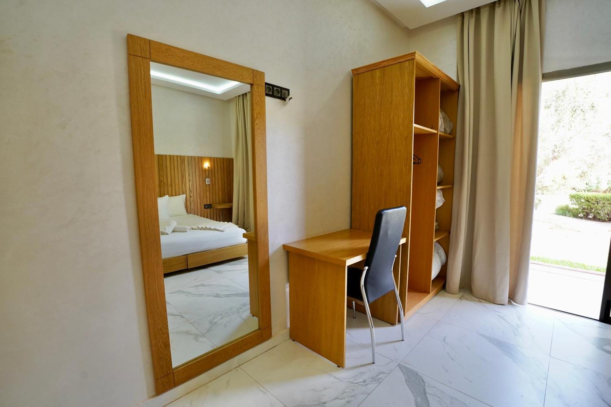 Ourika Camp Suites Hotel & Resort Ель-Харкат Екстер'єр фото