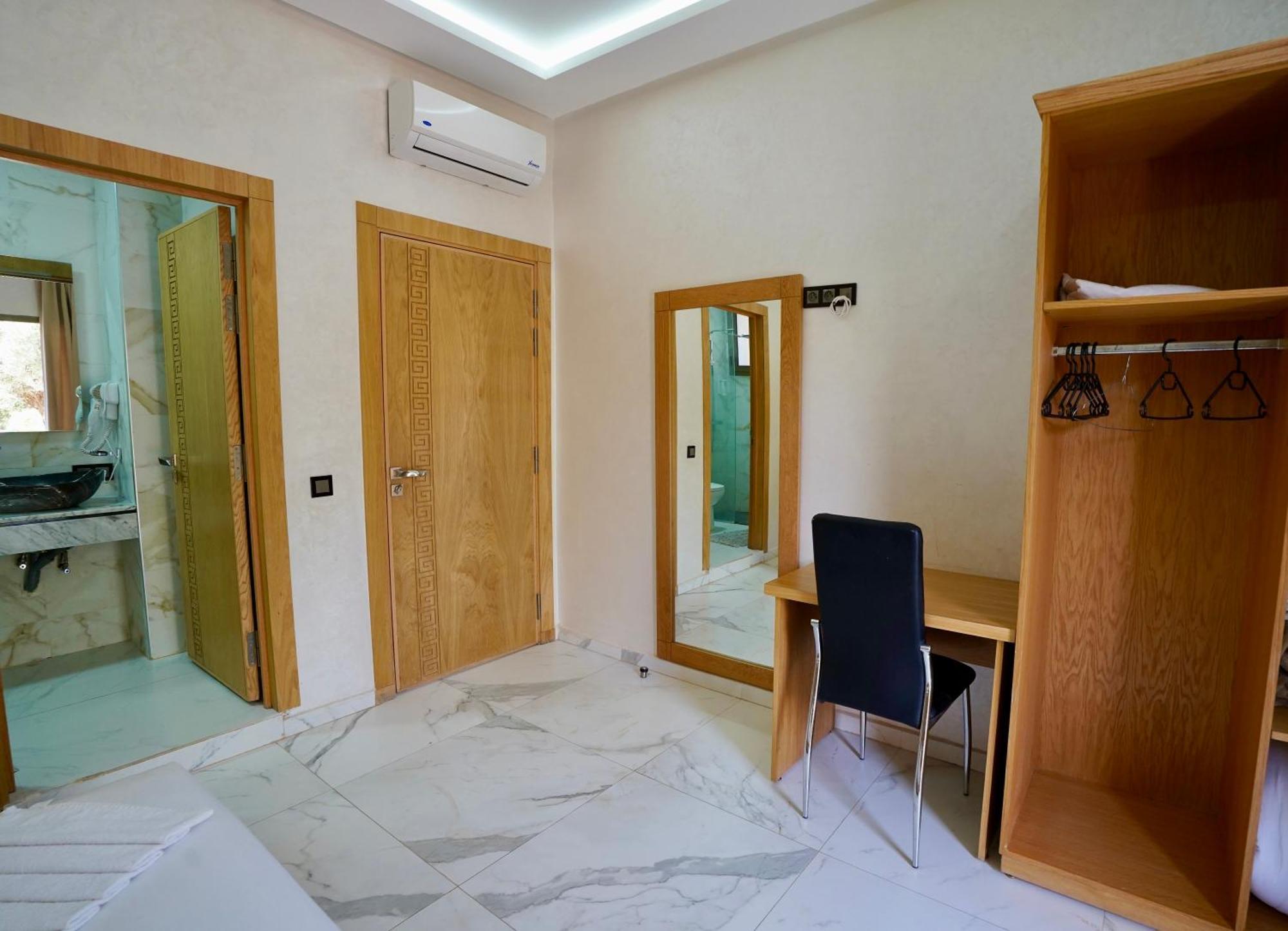 Ourika Camp Suites Hotel & Resort Ель-Харкат Екстер'єр фото
